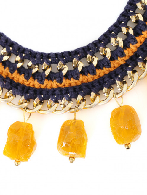 Ожерелье на цепи с отделкой из нитей и янтаря Inga Kazumyan - Деталь