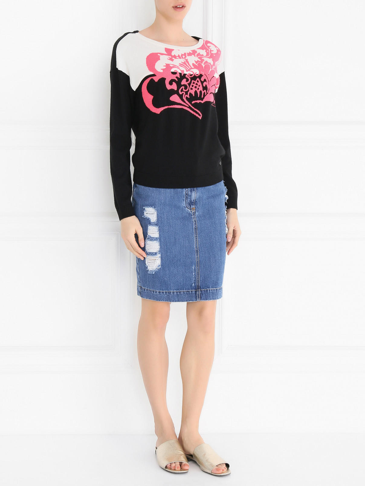 Джемпер с длинным рукавом и контрастным принтом Armani Jeans  –  Модель Общий вид  – Цвет:  Черный