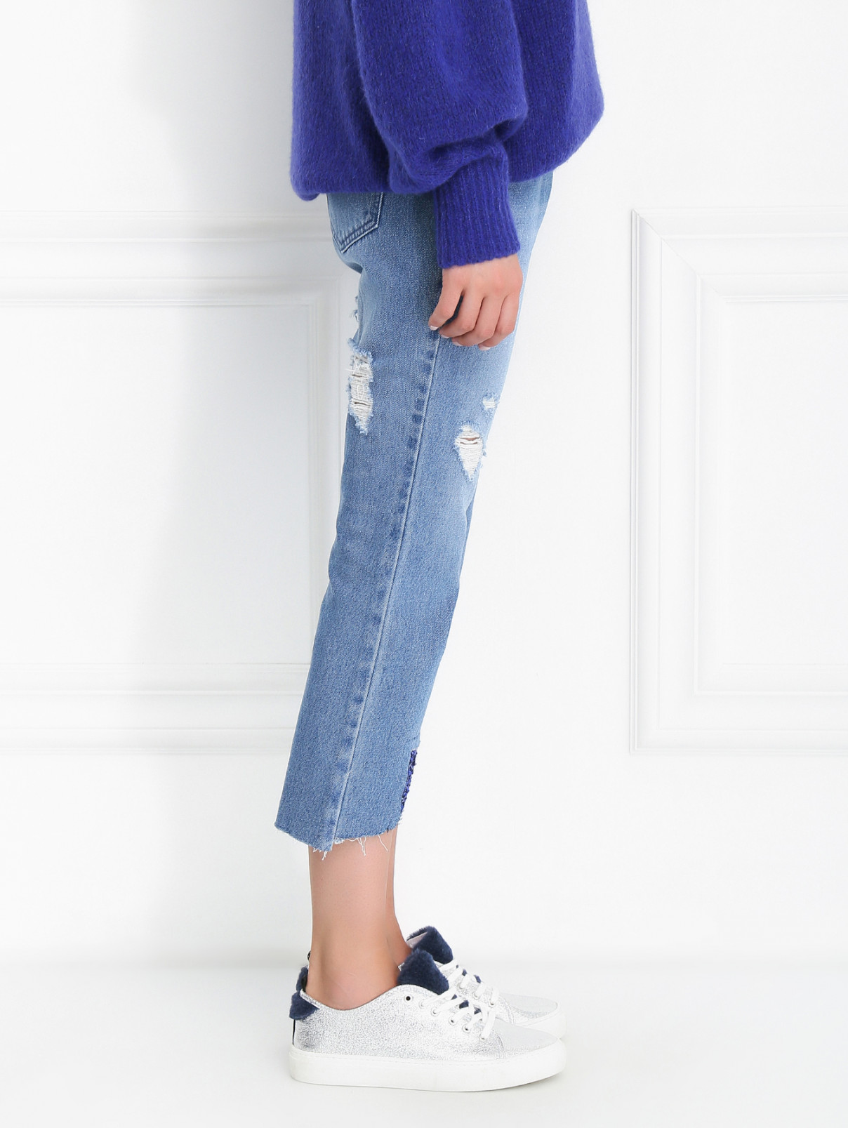 Укороченные джинсы декорированные пайетками Sjyp  –  Модель Верх-Низ2  – Цвет:  Синий