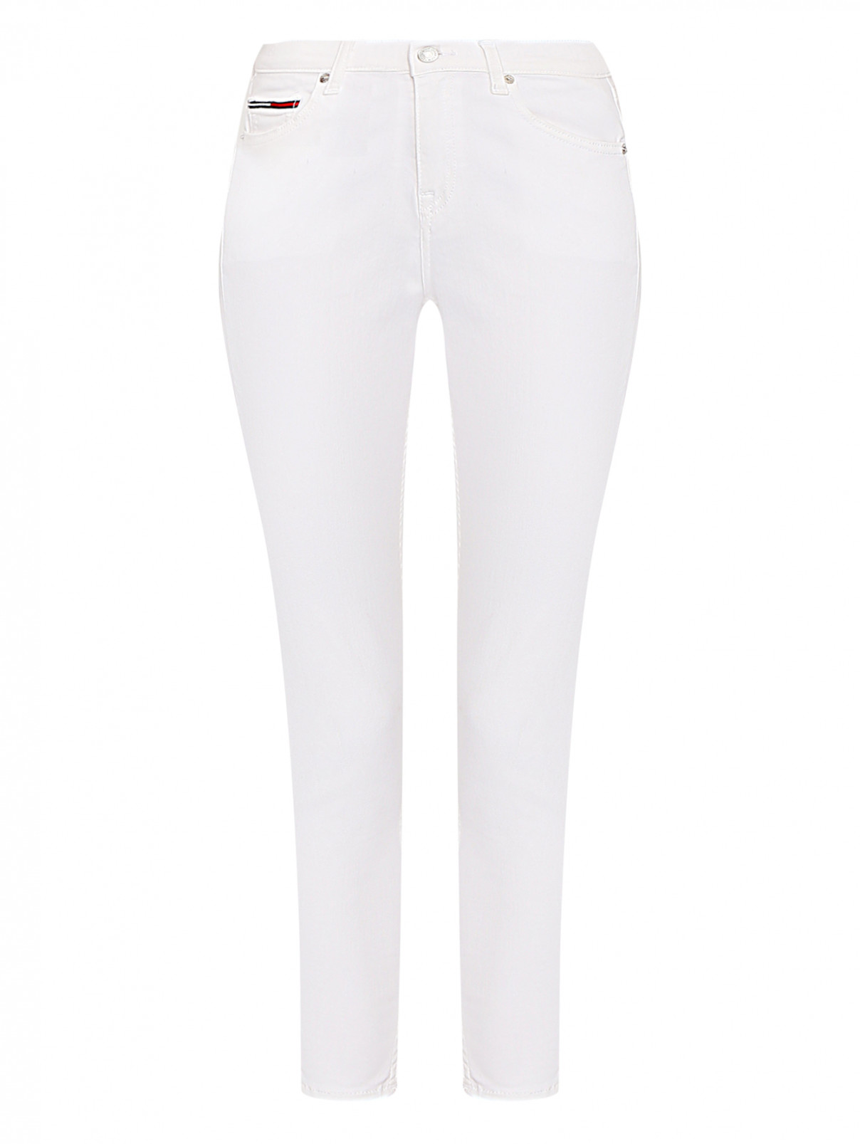 Джинсы из светлого денима зауженного кроя Tommy Jeans  –  Общий вид  – Цвет:  Белый