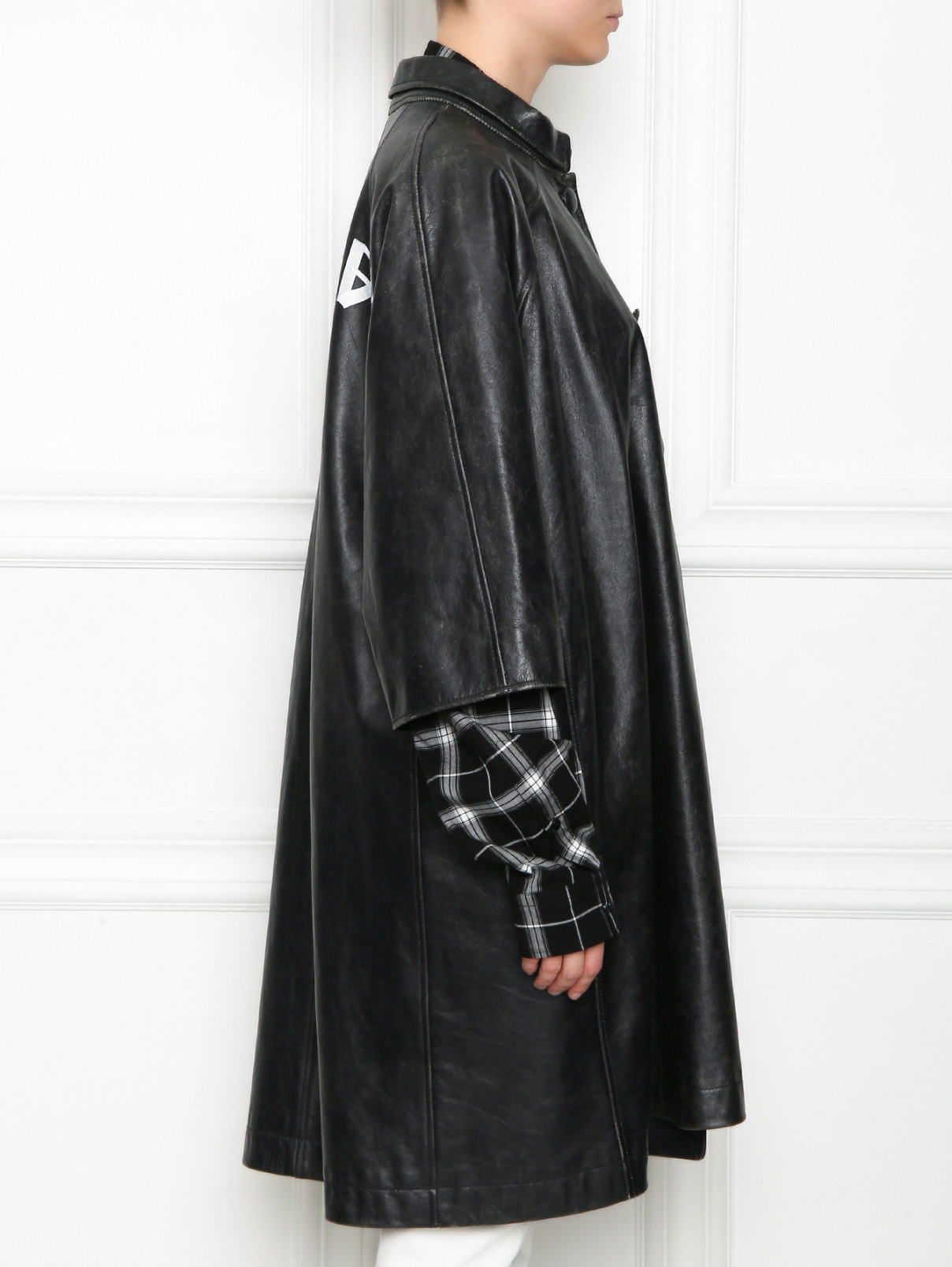 Пальто из кожи с логотипом на спине Balenciaga  –  МодельВерхНиз2  – Цвет:  Коричневый